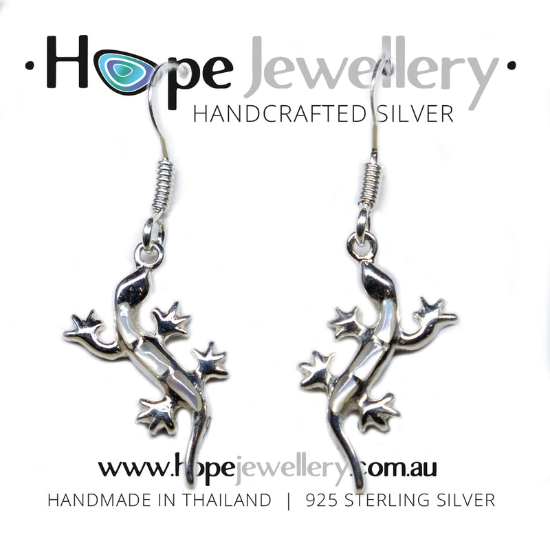 Load image into Gallery viewer, Lizard Hanging Earings