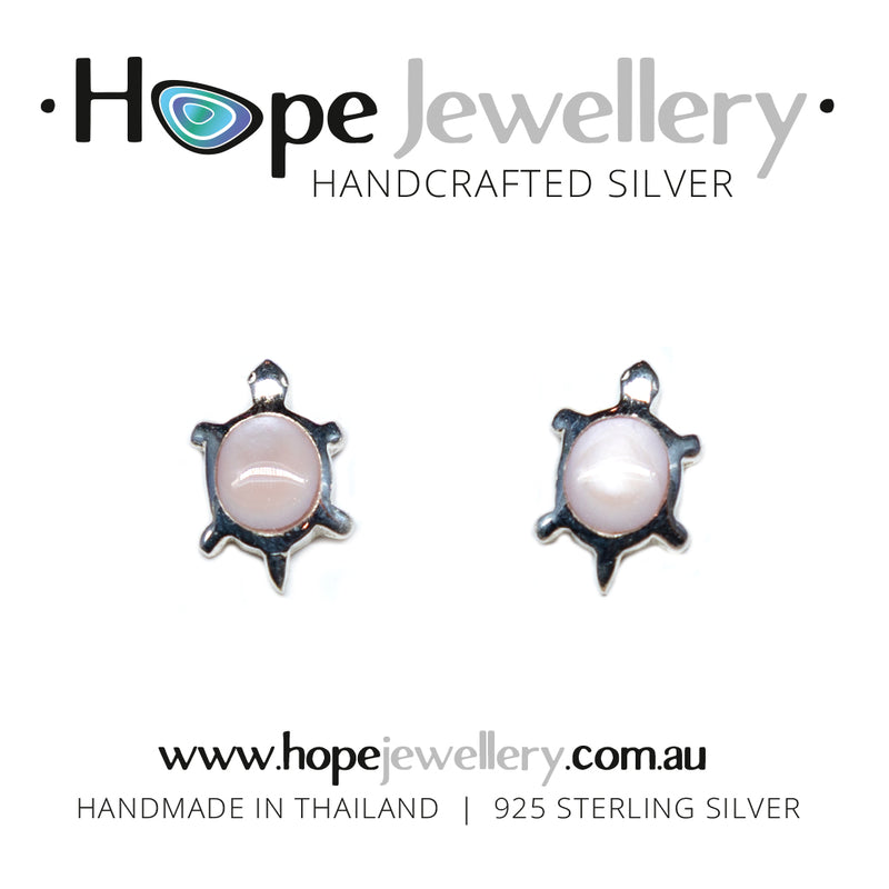 Load image into Gallery viewer, Turtle Stud Earrings